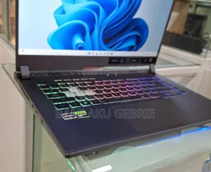 New Laptop Asus ROG Strix G15 16GB AMD Ryzen 7 SSD 1T