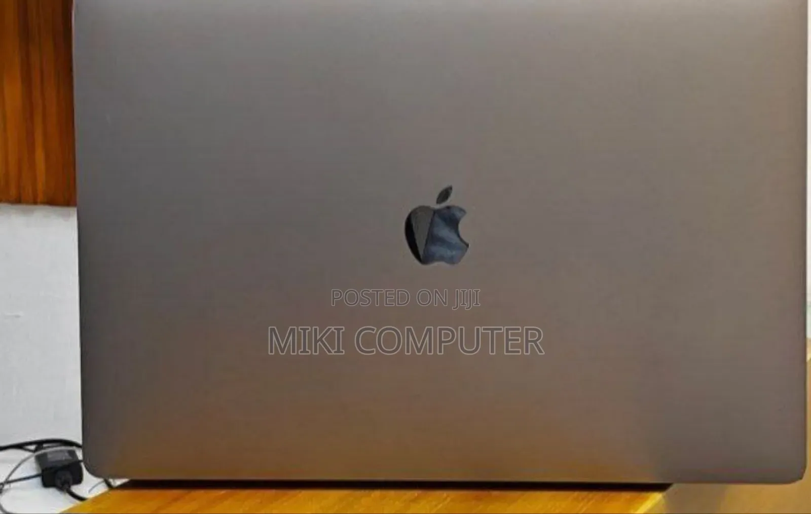 New Laptop Apple MacBook Pro 2019 16GB Intel Core I7 SSD 512GB