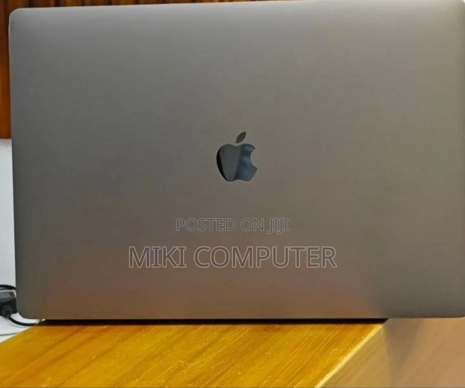 New Laptop Apple MacBook Pro 2019 16GB Intel Core I7 SSD 512GB