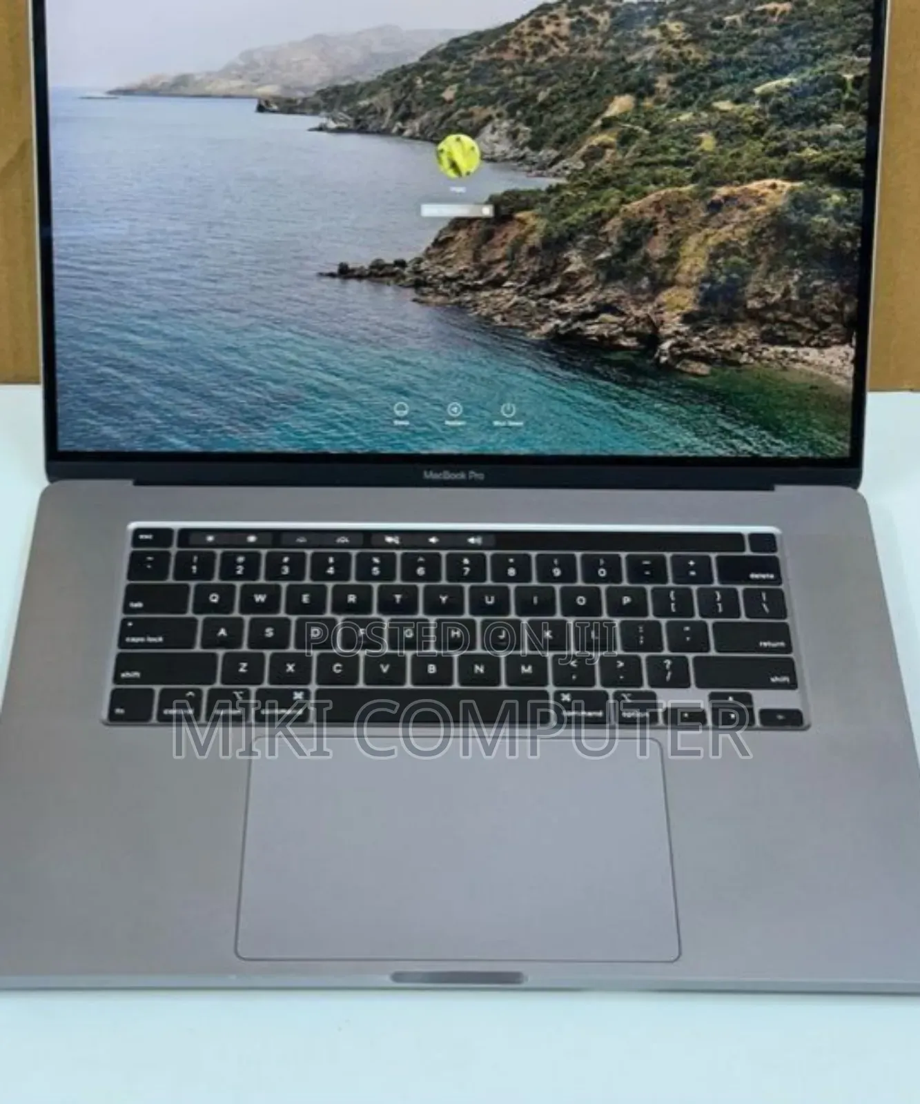 New Laptop Apple MacBook Pro 2019 32GB Intel Core I9 SSD 512GB