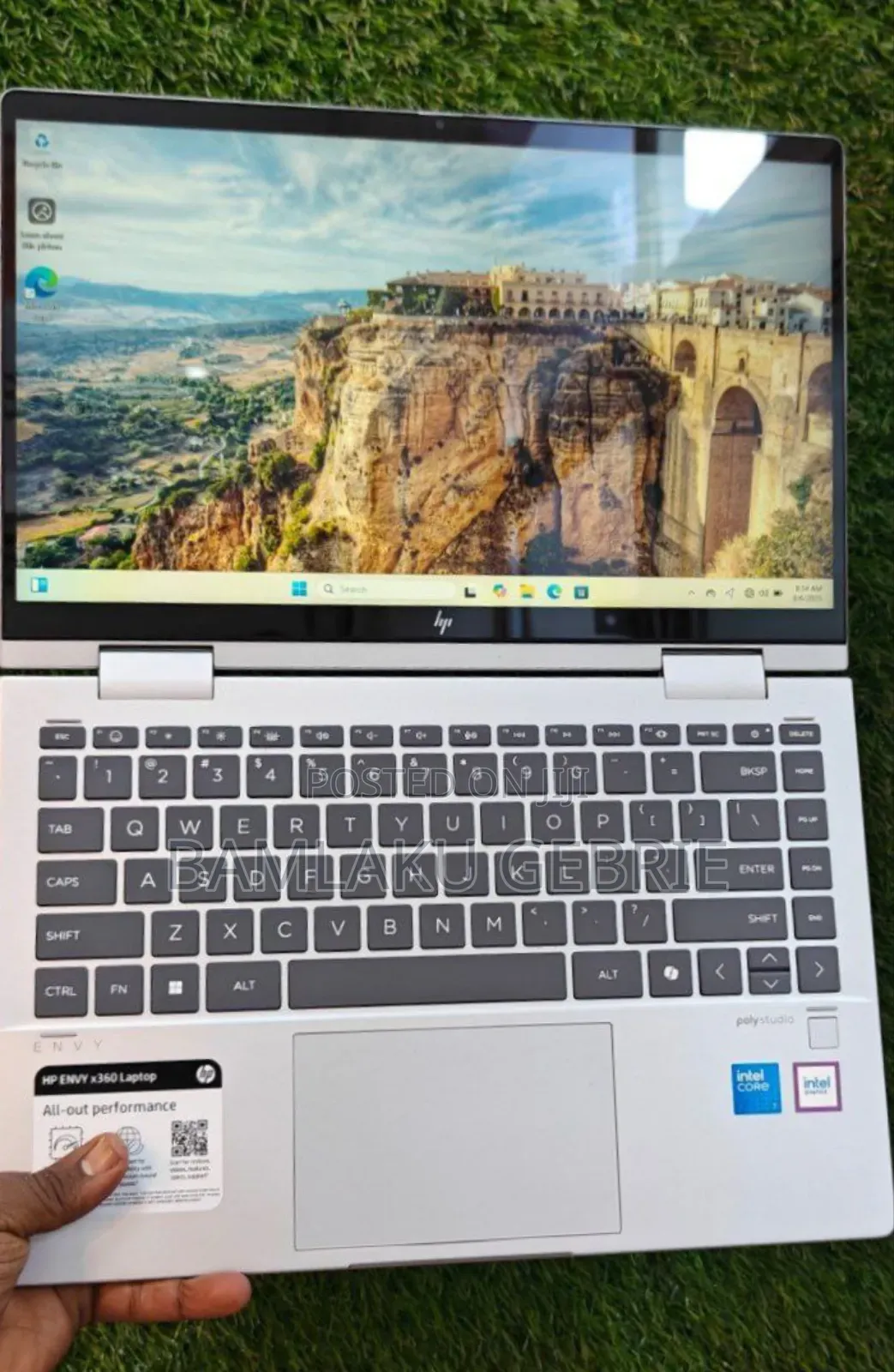 New Laptop HP Envy X360 16GB Intel Core I7 SSD 1T