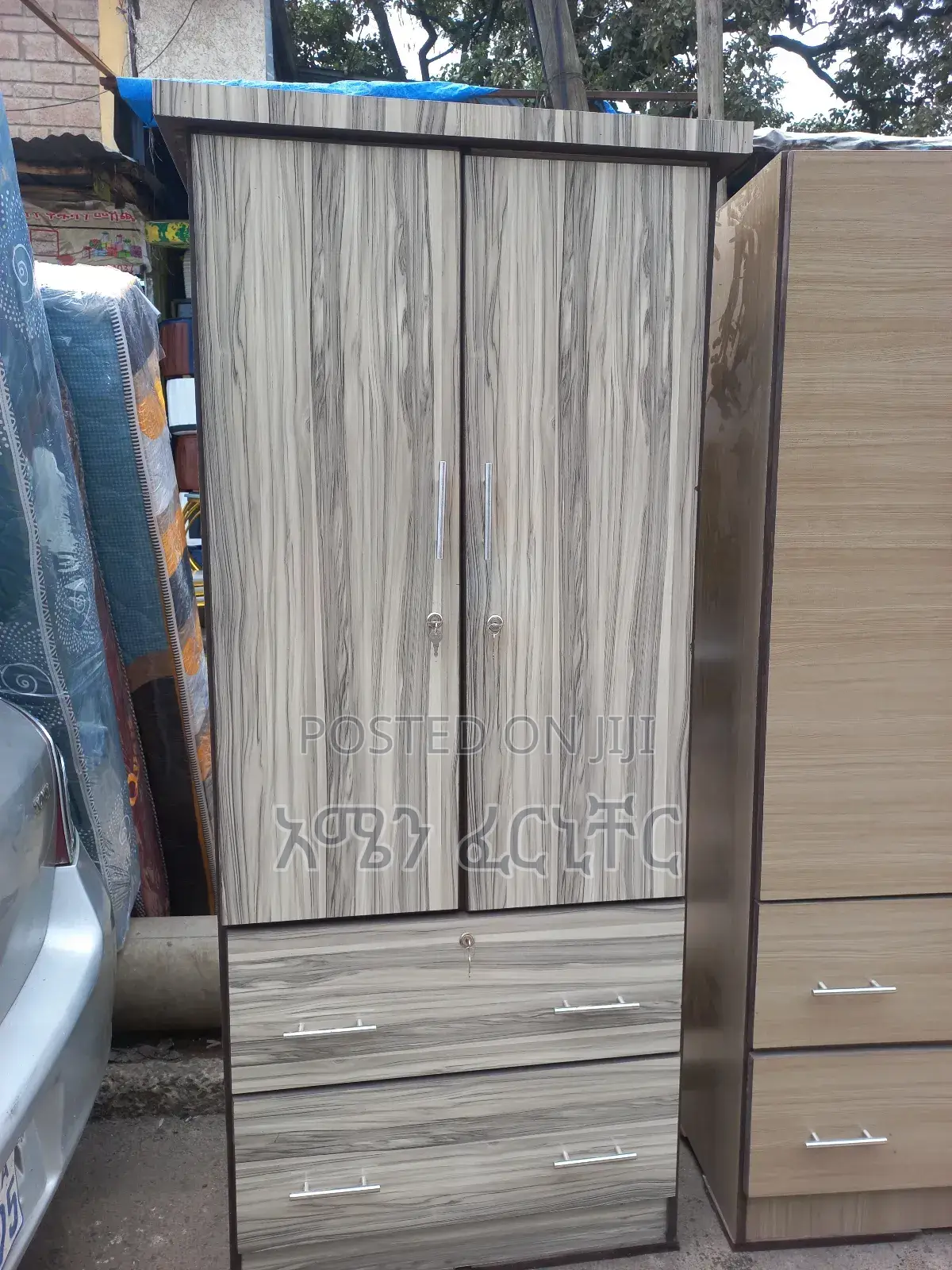 ቀምሳጥን 80cm በ11500. ሙሉ ለሙሉ MDF ላሚኔት የሆነ)