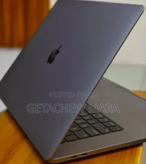 New Laptop Apple MacBook Pro 2019 32GB Intel Core I9 SSD 512GB