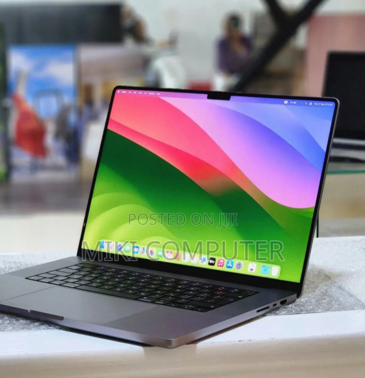 New Laptop Apple MacBook Pro M1 16GB Intel SSD 1T