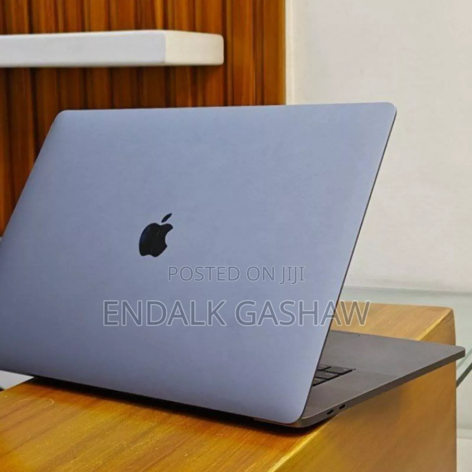 New Laptop Apple MacBook Pro 2019 16GB Intel Core I7 SSD 512GB