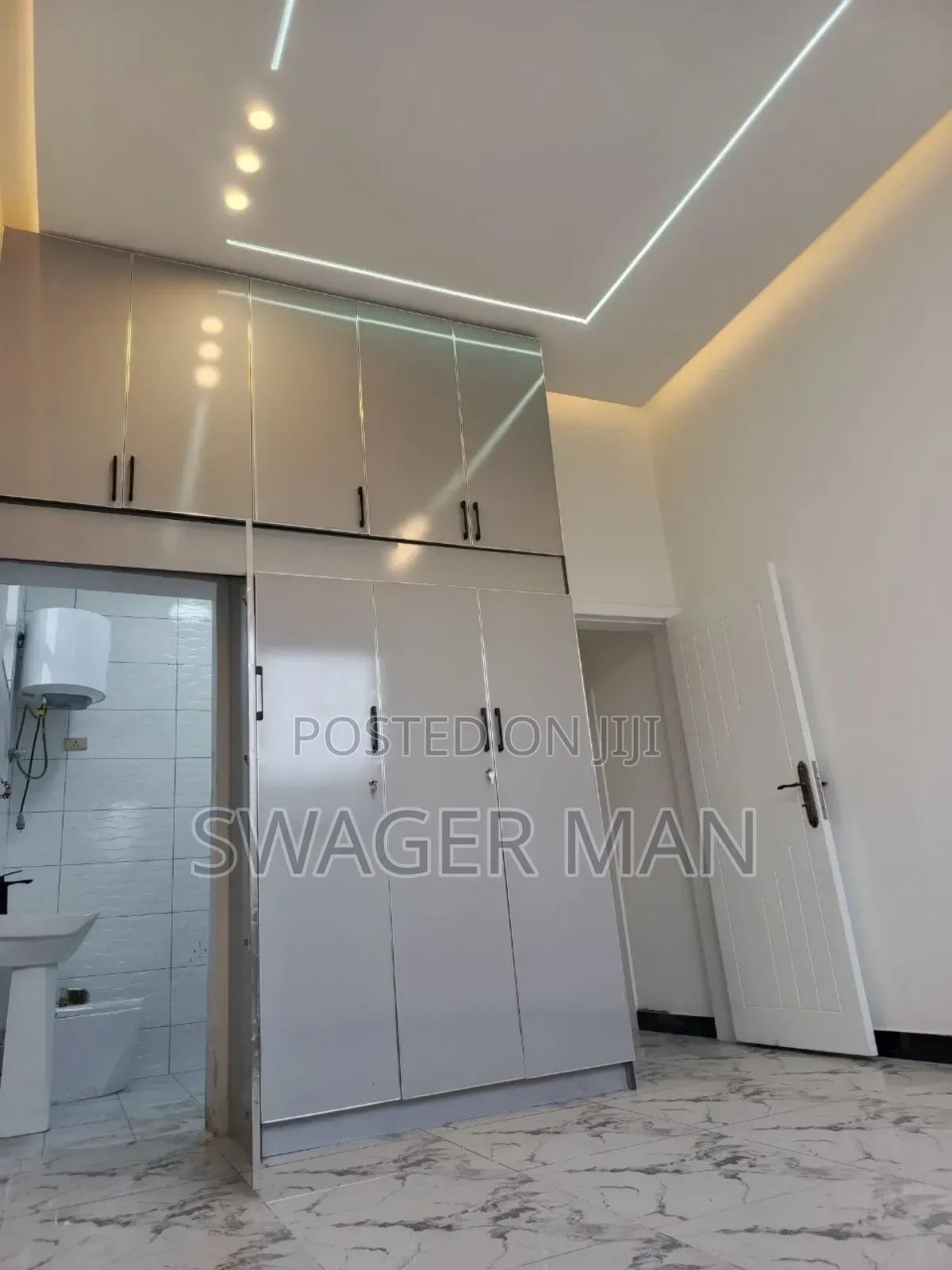 Furnished 2bdrm Condo in Ayat 49, Yeka for sale