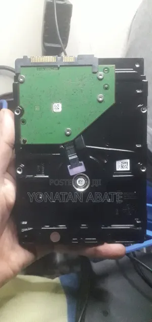 Photo - Hard Disk Desktop