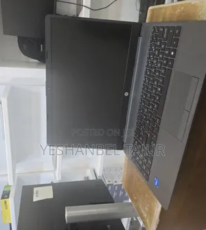 New Laptop HP Stream Notebook 8GB Intel Core I5 SSD 1T