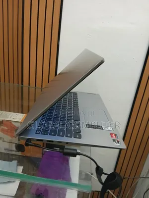 New Laptop Lenovo IdeaPad 120S 12GB AMD Ryzen 5 SSD 512GB