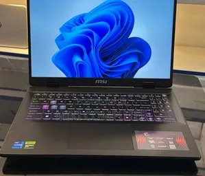 New Laptop MSI Crosshair 15 16GB Intel Core I7 SSD 1T