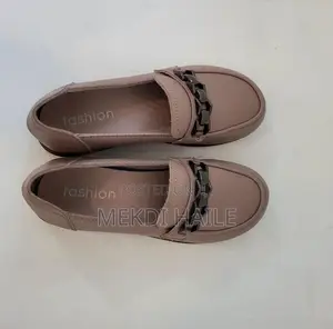 Very Comfortable Ladies Shoes Size 37