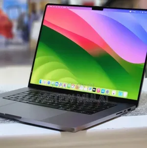 Photo - New Laptop Apple MacBook Pro 2021 M1 32GB Apple M1 SSD 512GB