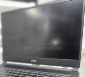 New Laptop MSI Stealth 16 AI Studio 16GB Intel Core I7 SSD 1T