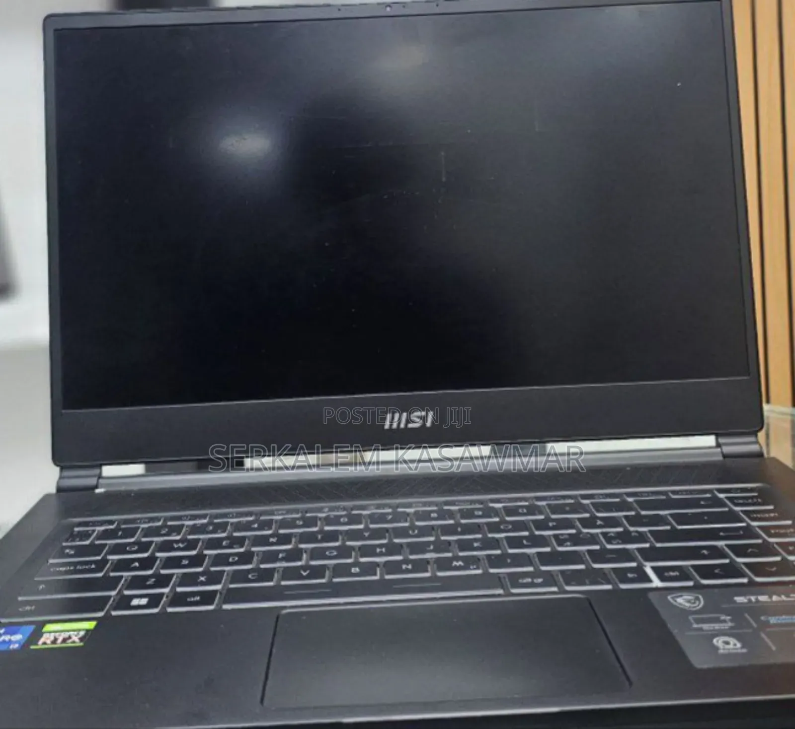 New Laptop MSI Stealth 16 AI Studio 16GB Intel Core I7 SSD 1T