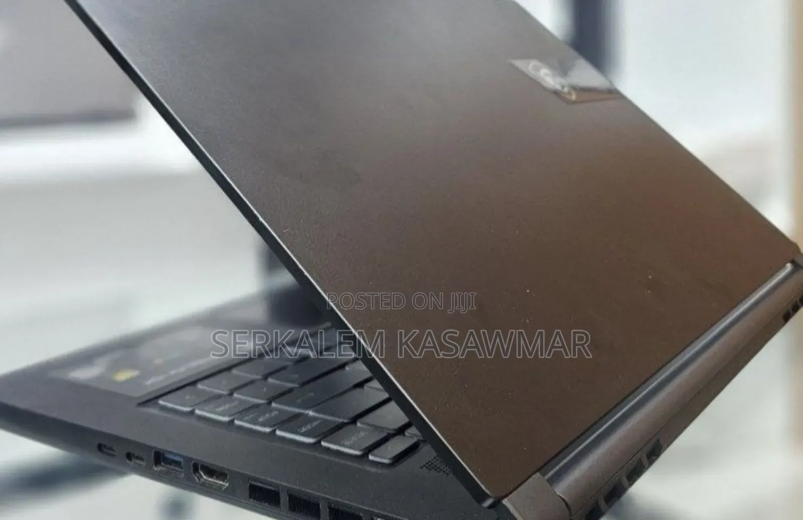 New Laptop MSI Stealth 16 AI Studio 16GB Intel Core I7 SSD 1T