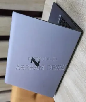 New Laptop HP 16GB Intel Core I7 SSD 512GB