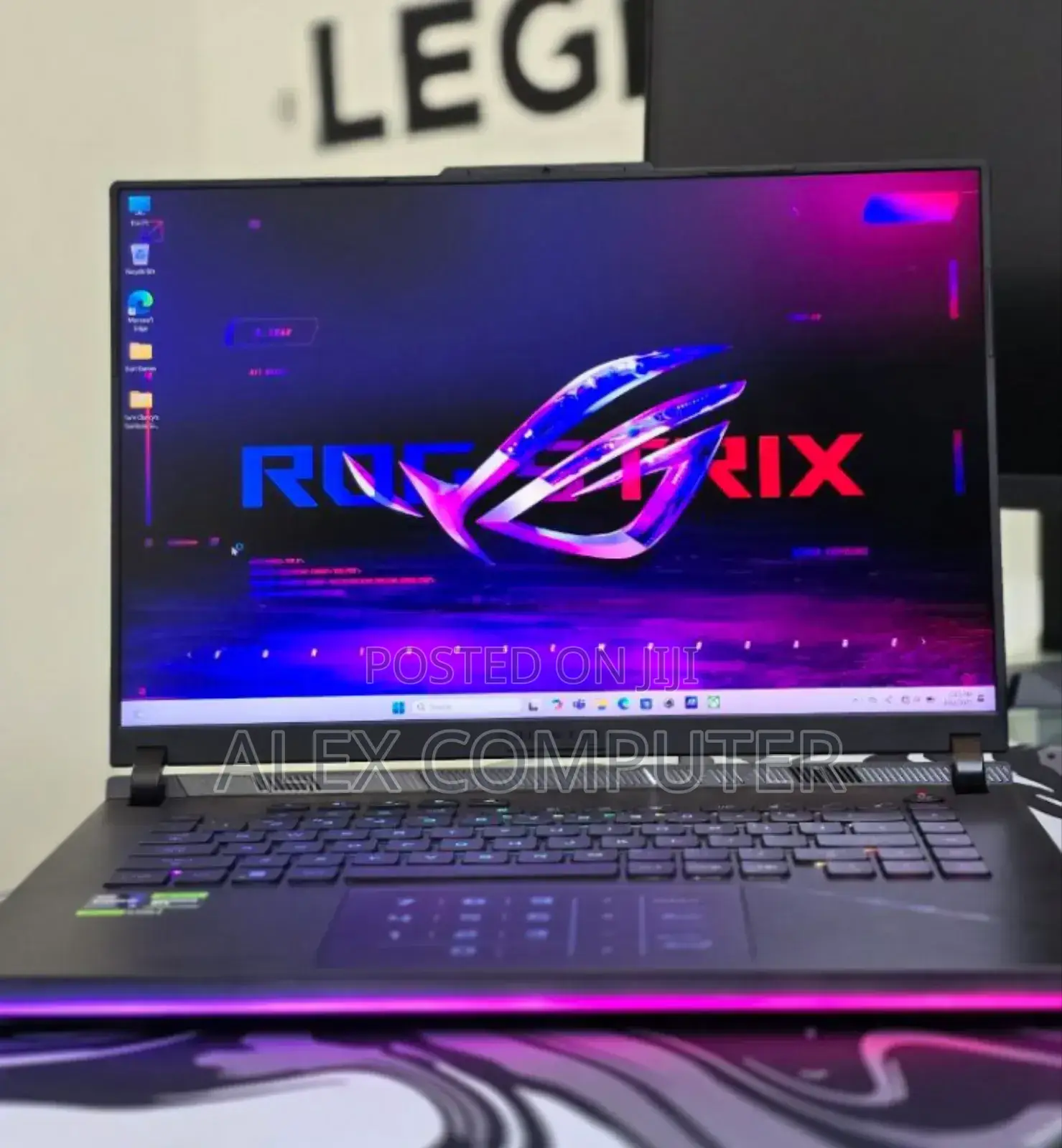 New Laptop Asus ROG Strix SCAR 15 16GB Intel Core I9 SSD 1T