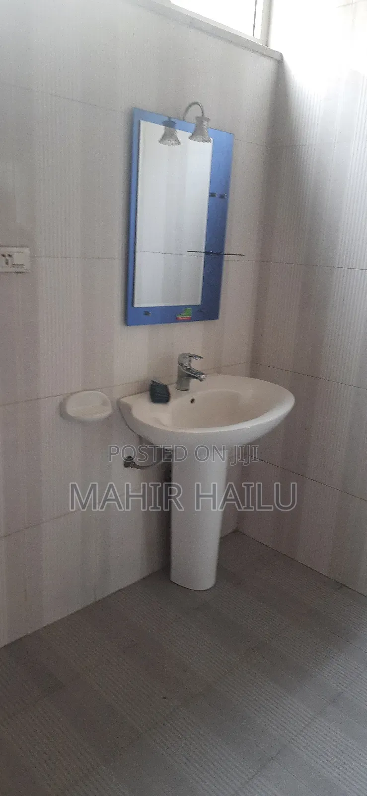 1bdrm Apartment in Real, Bole for rent