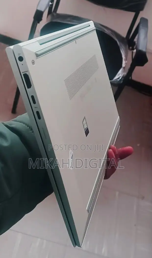 New Laptop HP EliteBook 840 G8 16GB Intel Core Ultra 7 SSD 512GB