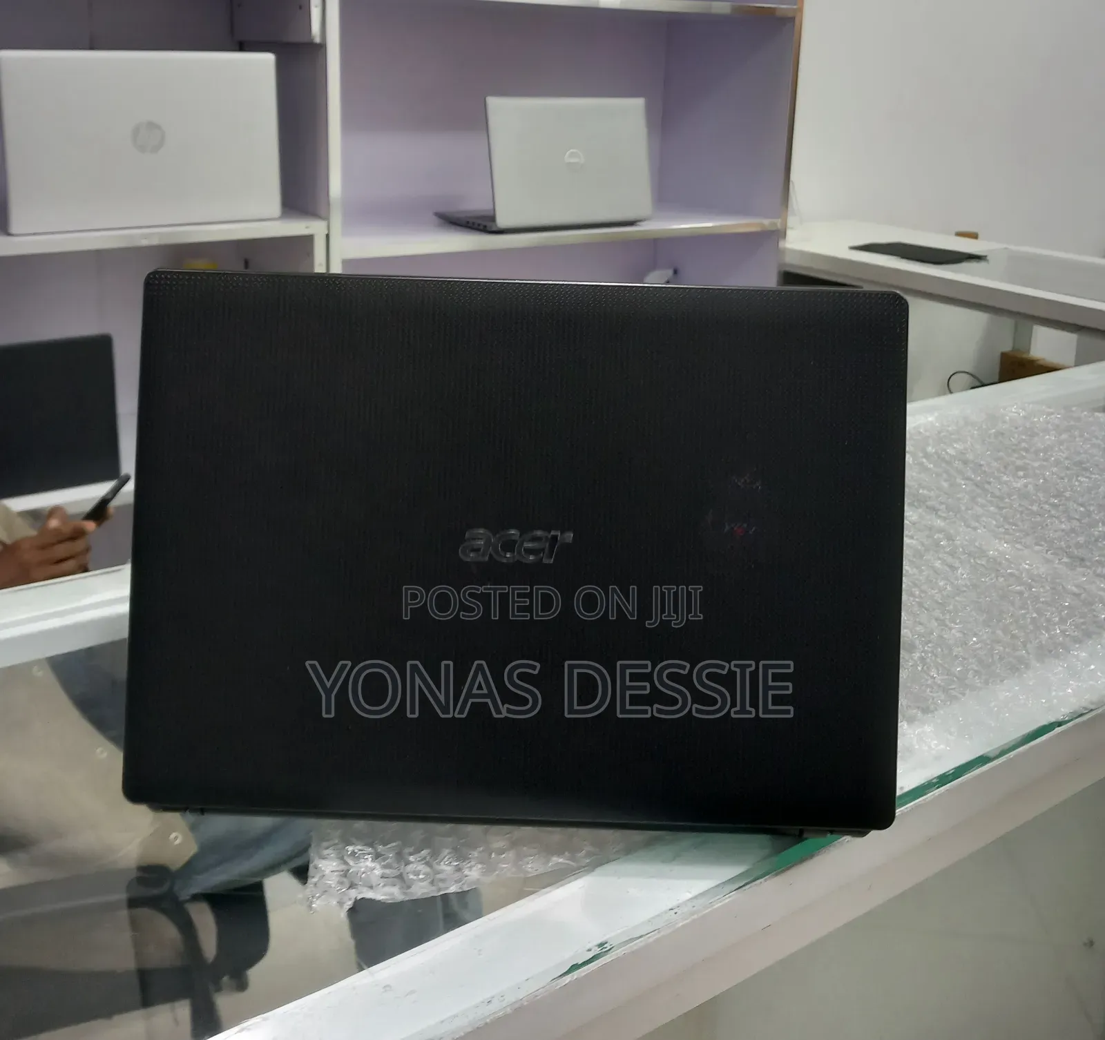 Laptop Acer Aspire E5-574 3GB Intel Core I3 HDD 320GB