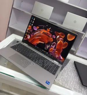 Laptop Dell Latitude 5540 16GB Intel Core I7 SSD 512GB