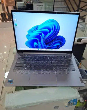 New Laptop Lenovo ThinkBook 13 16GB Intel Core I7 SSD 512GB