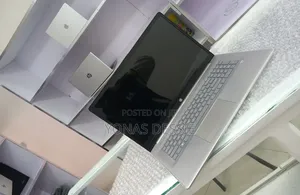 New Laptop HP Stream Notebook 16GB AMD Ryzen 5 SSD 256GB