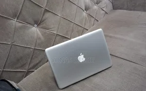 Laptop Apple MacBook 2012 6GB Intel Core I5 SSD 256GB
