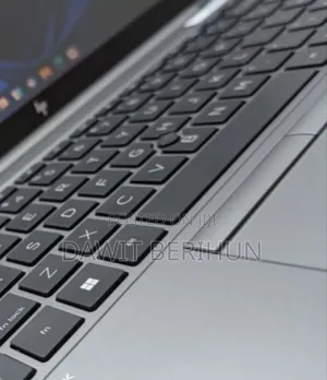 New Laptop HP ZBook Firefly 14 G7 16GB Intel Core I7 SSD 512GB