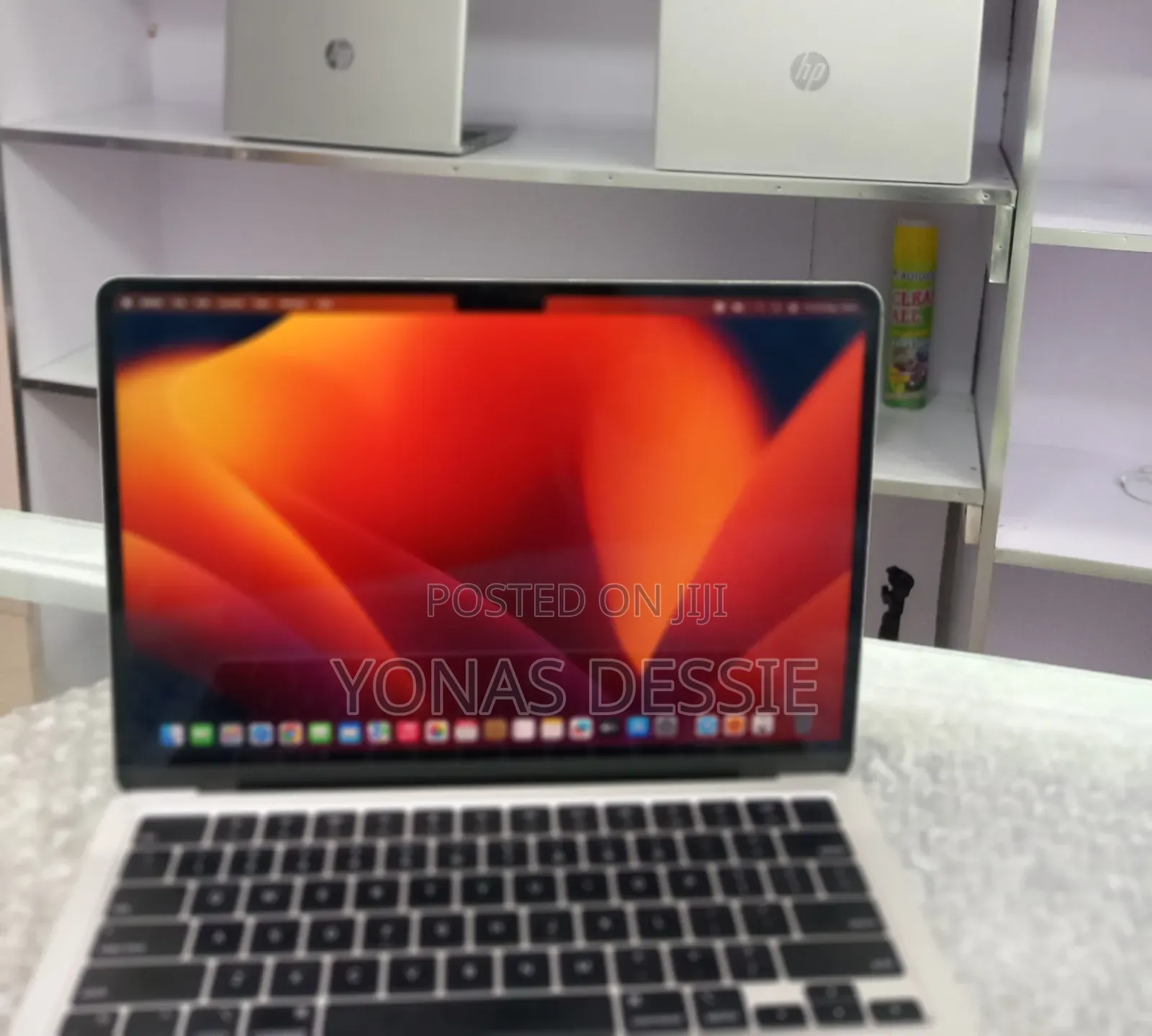 New Laptop Apple MacBook Air 2022 M2 8GB SSD 256GB