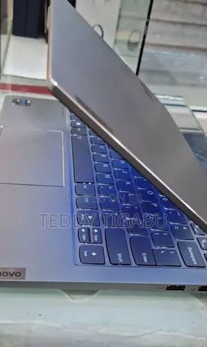 New Laptop Lenovo ThinkBook 13 16GB Intel Core I7 SSD 512GB