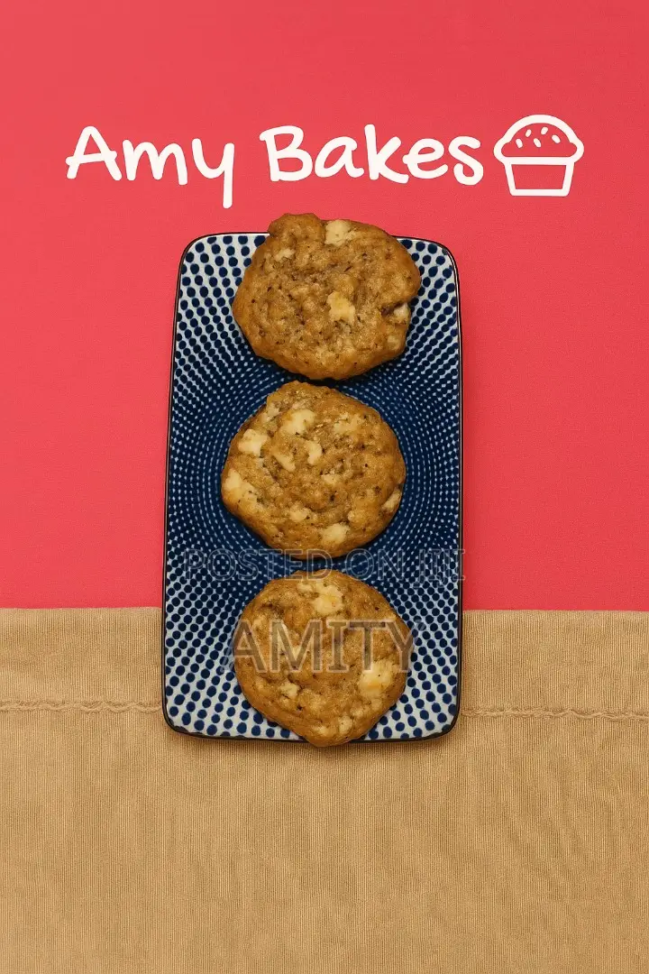 It's Friyay! Time for White Chocolate Macchiato Muffins!