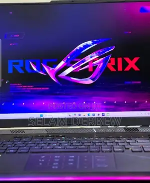 New Laptop Asus ROG Strix SCAR 15 16GB Intel Core I9 SSD 1T