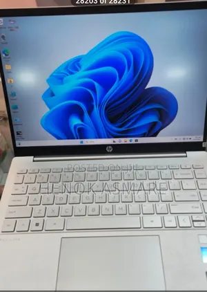 New Laptop HP Pavilion TouchSmarT 15t 16GB Intel Core I7 SSD 512GB