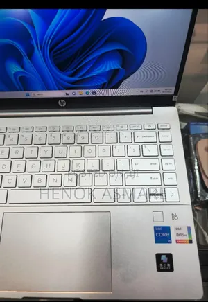 New Laptop HP Pavilion TouchSmarT 15t 16GB Intel Core I7 SSD 512GB