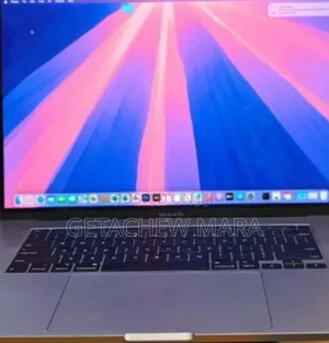 New Laptop Apple MacBook Pro 2019 16GB Intel Core I7 SSD 512GB