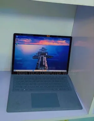 New Laptop Microsoft Surface 16GB Intel Core I7 SSD 1T