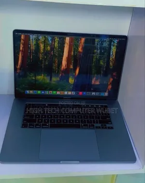 Photo - New Laptop Apple MacBook Pro 2019 16GB Intel Core I9 SSD 1T