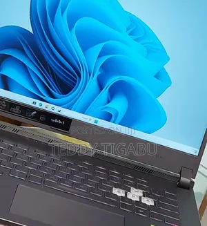 New Laptop Asus ROG Strix G15 16GB AMD Ryzen 7 SSD 1T