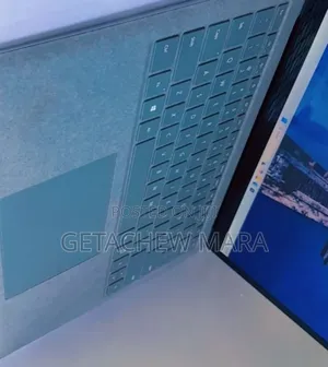 New Laptop Apple MacBook Pro M1 16GB Intel Core I7 SSD 512GB