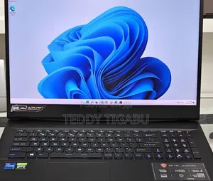 New Laptop MSI Pulse GL76 16GB Intel Core I7 SSD 1T