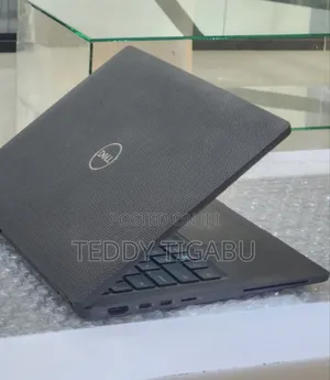Photo - New Laptop Dell 16GB Intel Core I7 SSD 512GB