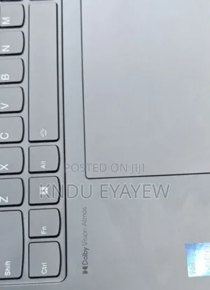 New Laptop Lenovo Yoga 7i 16GB Intel Core I7 SSD 1T