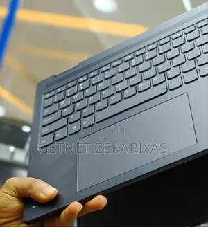 New Laptop Lenovo Yoga 7i 16GB Intel Core I7 SSD 1T