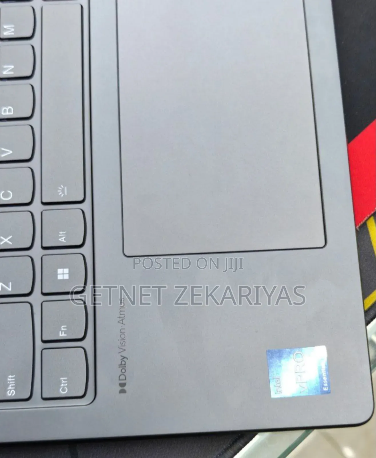 New Laptop Lenovo Yoga 7i 16GB Intel Core I7 SSD 1T