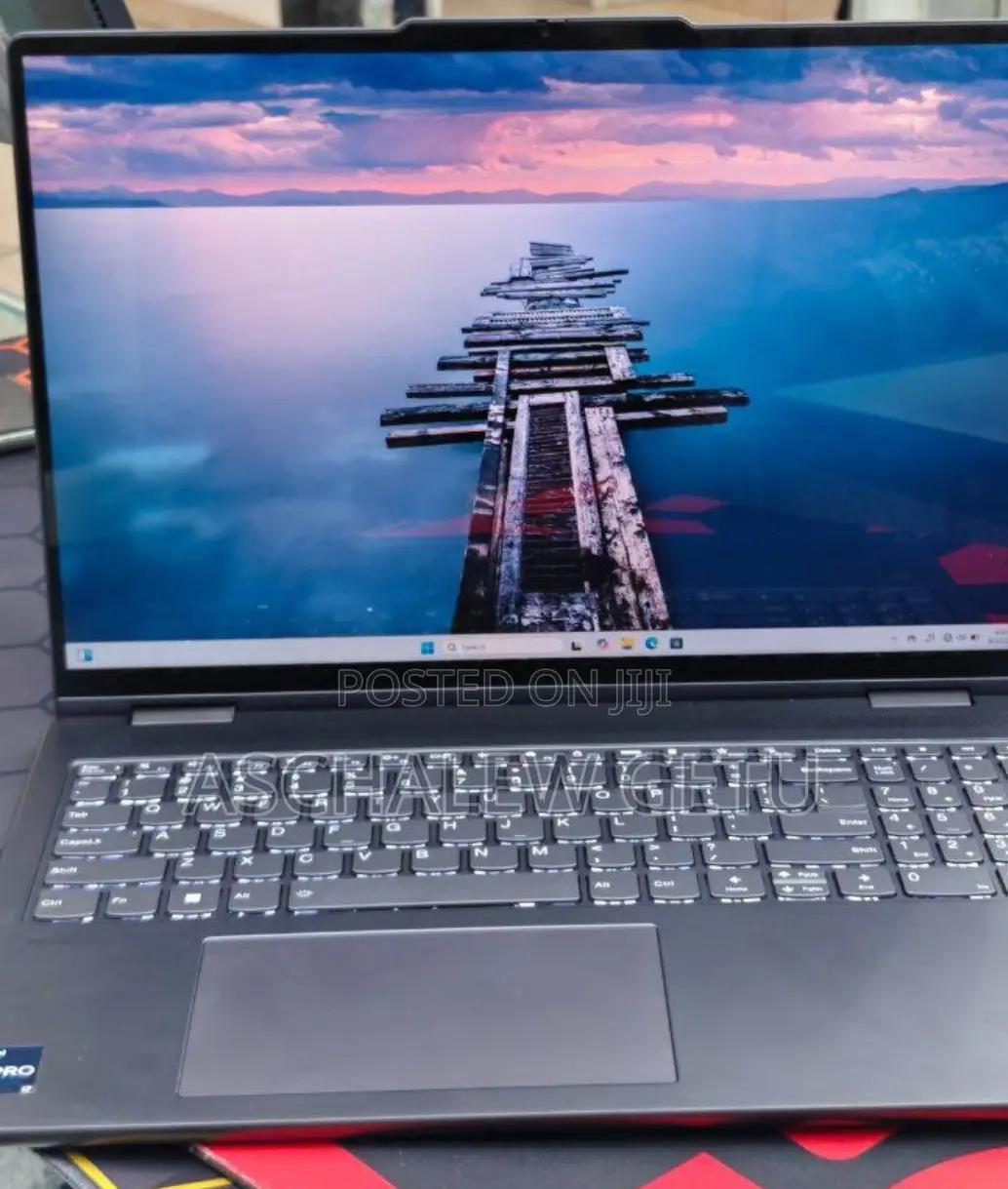 New Laptop Lenovo Yoga 7i 16GB Intel Core I7 SSD 1T