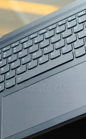 New Laptop Lenovo Yoga 7i 16GB Intel Core I7 SSD 1T