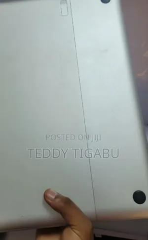 Photo - New Laptop Apple MacBook Pro 8GB Intel Core I5 SSD 350GB