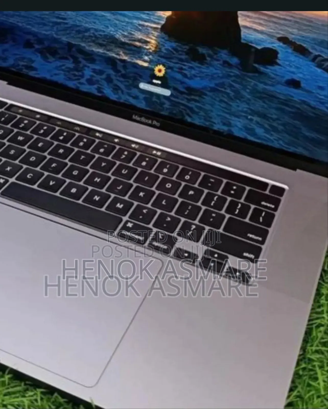 New Laptop Apple MacBook Pro M1 32GB Intel Core i9 SSD 512GB