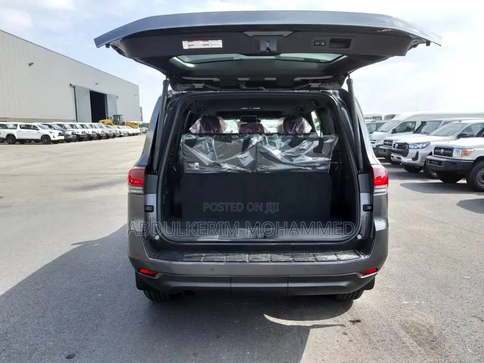 Toyota Land Cruiser 2023 Gray